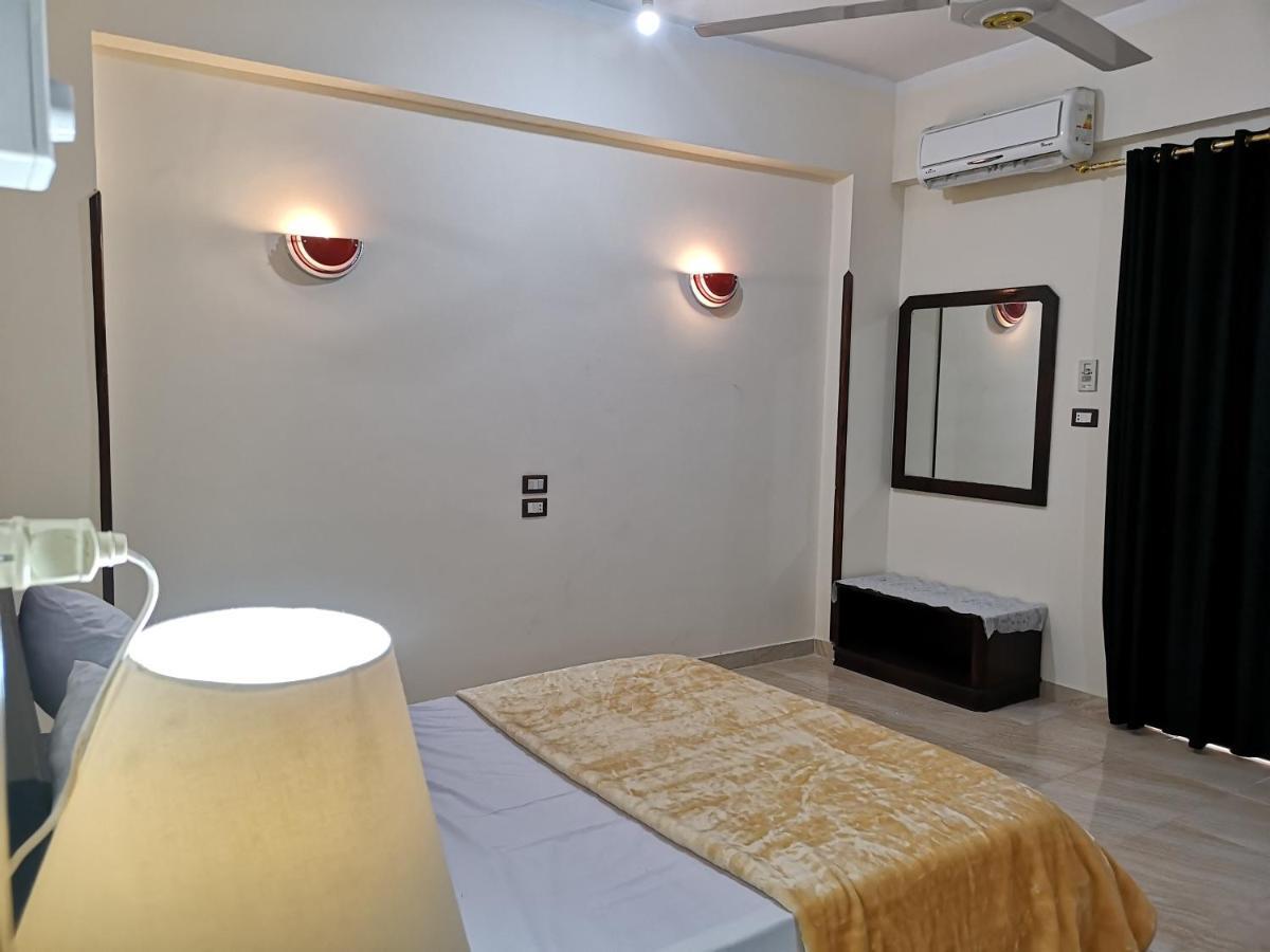 Luxor Hotel Bella Vista Apartments And Hotel Екстериор снимка