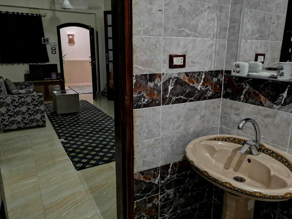 Luxor Hotel Bella Vista Apartments And Hotel Екстериор снимка